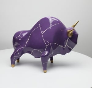Żubr XL model Panek, glazed, glazed, gold-plated ceramics small 0