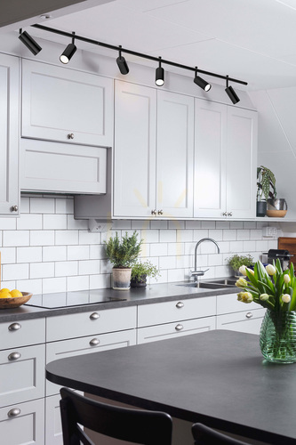 Check Plafondspot Markslojd Expand 107973 zwart 2-lichts GU10 70 cm metaal
