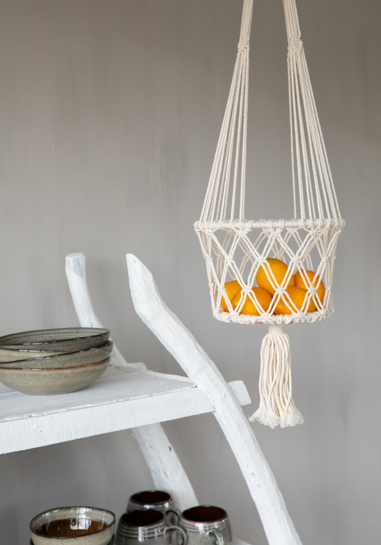 Display The Macrame Plant Holder - White - L The Macrame Plant Holder - White - L