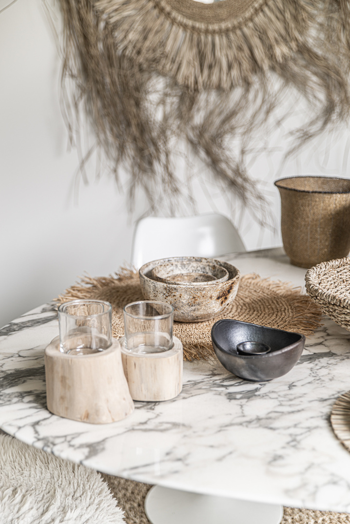 Display The Fringe Raffia Placemat Round - Natural The Fringe Raffia Placemat Round - Natural