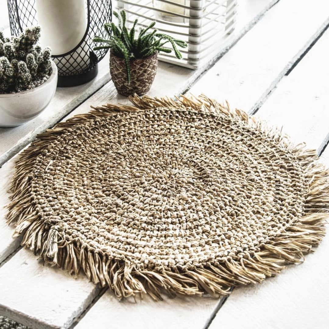 Preview The Fringe Raffia Placemat Round - Natural The Fringe Raffia Placemat Round - Natural