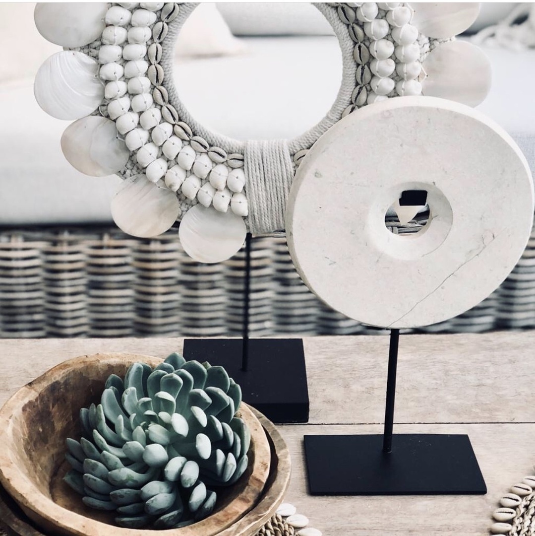Preview The Marble Disc on Stand - White - S The Marble Disc on Stand - White - S
