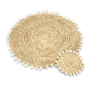 The Raffia Shell Placemat - Natural small 2