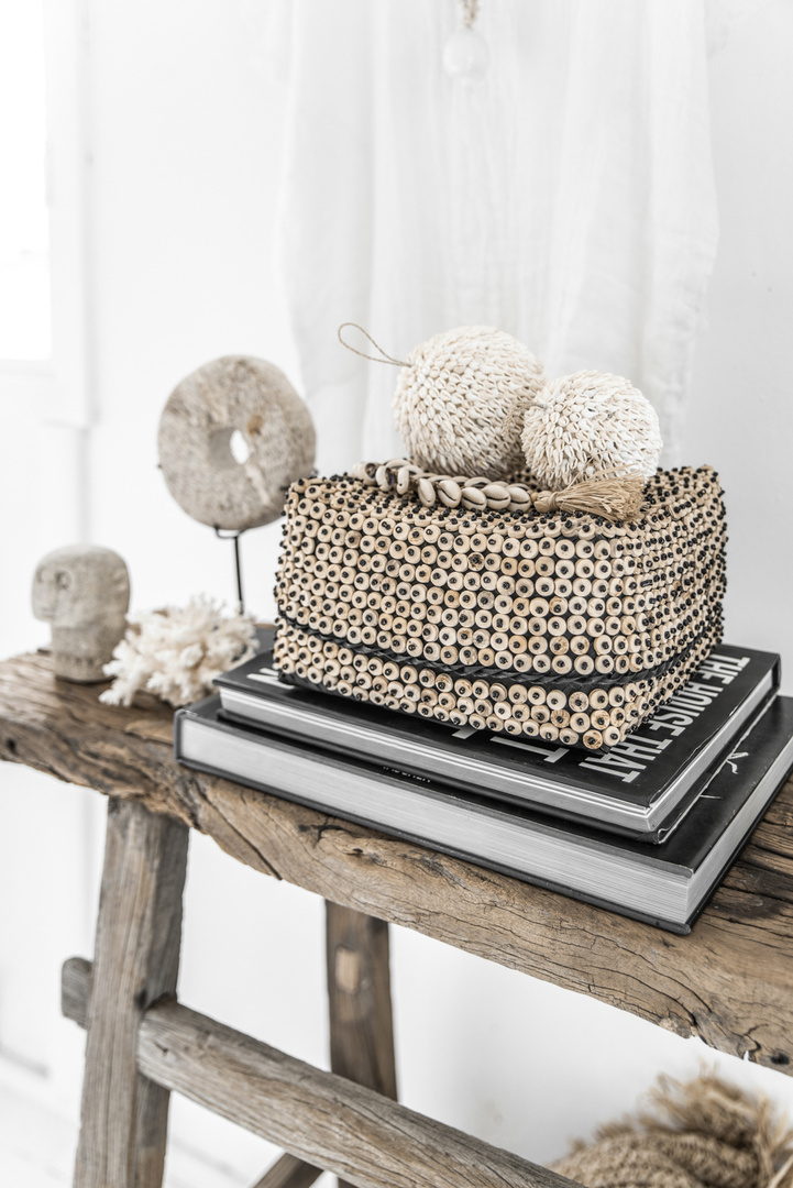 Preview The Raffia Fishbone Keychain - Natural White The Raffia Fishbone Keychain - Natural White