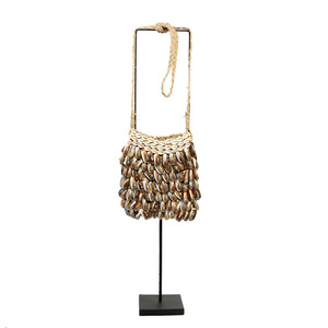 The Shell Purse on Stand small 0