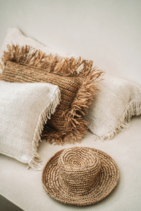 The Oh My Gee Cushion Cover - Cream - 35x100. small 4