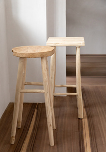 The Kedut Bar Stool - Natural small 1