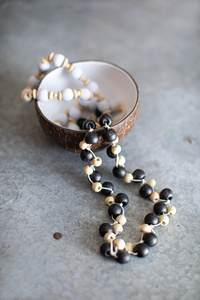 The Canggu Necklace - Natural Black 5 The Canggu Necklace - Natural Black small 5