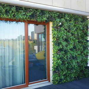 Wildgrass FR UV vertical garden small 9