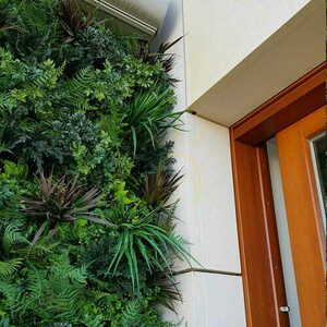 Essence FR UV Vertical Garden 8 Essence FR UV Vertical Garden small 8