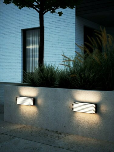 Check Fluktus 28 IP44 black Nordlux outdoor wall lamp