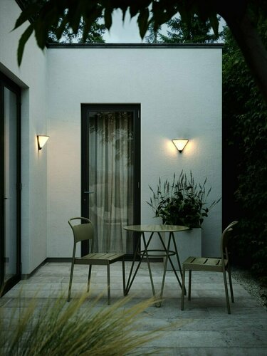 Check Noorstad outdoor wall lamp IP44 black Nordlux