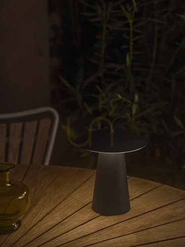 Check Nordlux Ara To-Go 2 rechargeable LED table lamp, black aluminium, 2318245003
