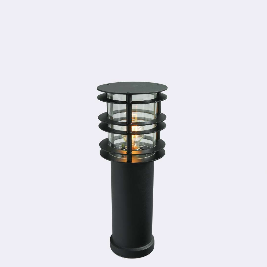 Display Halmstad Light Post 5022 Black 9005 Norlys. Halmstad Light Post 5022 Black 9005 Norlys.