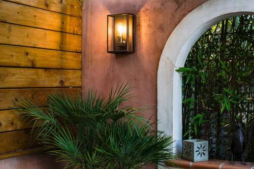 Check Outdoor wall lamp LOFOTEN 1940B E27 Black RAL9005 Norlys.