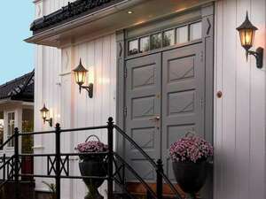 Outdoor wall lamp Modena 350 White 9003 Norlys 3 Outdoor wall lamp Modena 350 White 9003 Norlys small 3