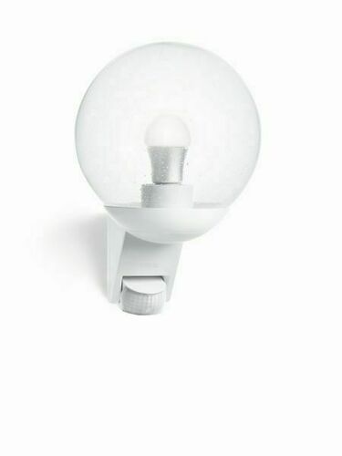 Check Steinel L 585 S 60W luminaire with sensor white