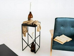 FANCY BASIC 30 table - black small 1