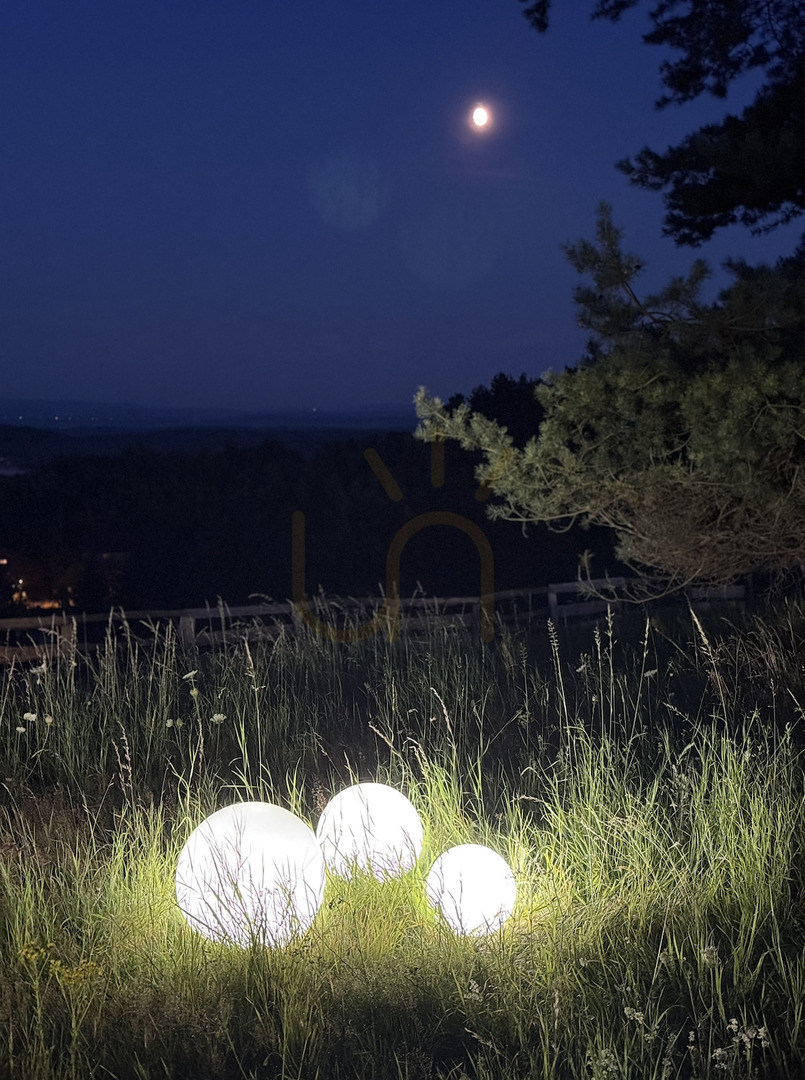 View Glossy White Garden Ball - LUNA BALL 50 cm, includes mounting kit, 3-meter cable, and spike - UV Glossy White Garden Ball - LUNA BALL 50 cm, includes mounting kit, 3-meter cable, and spike - UV