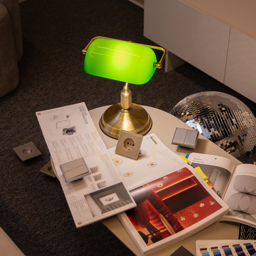 Check KIWI table lamp Z153-TL-01-BS Maytoni