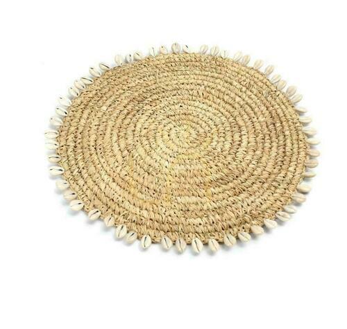 Check Raffia Shell Coaster BAZAR BIZAR Natural Beige Raffia 23 cm Raffia Collection