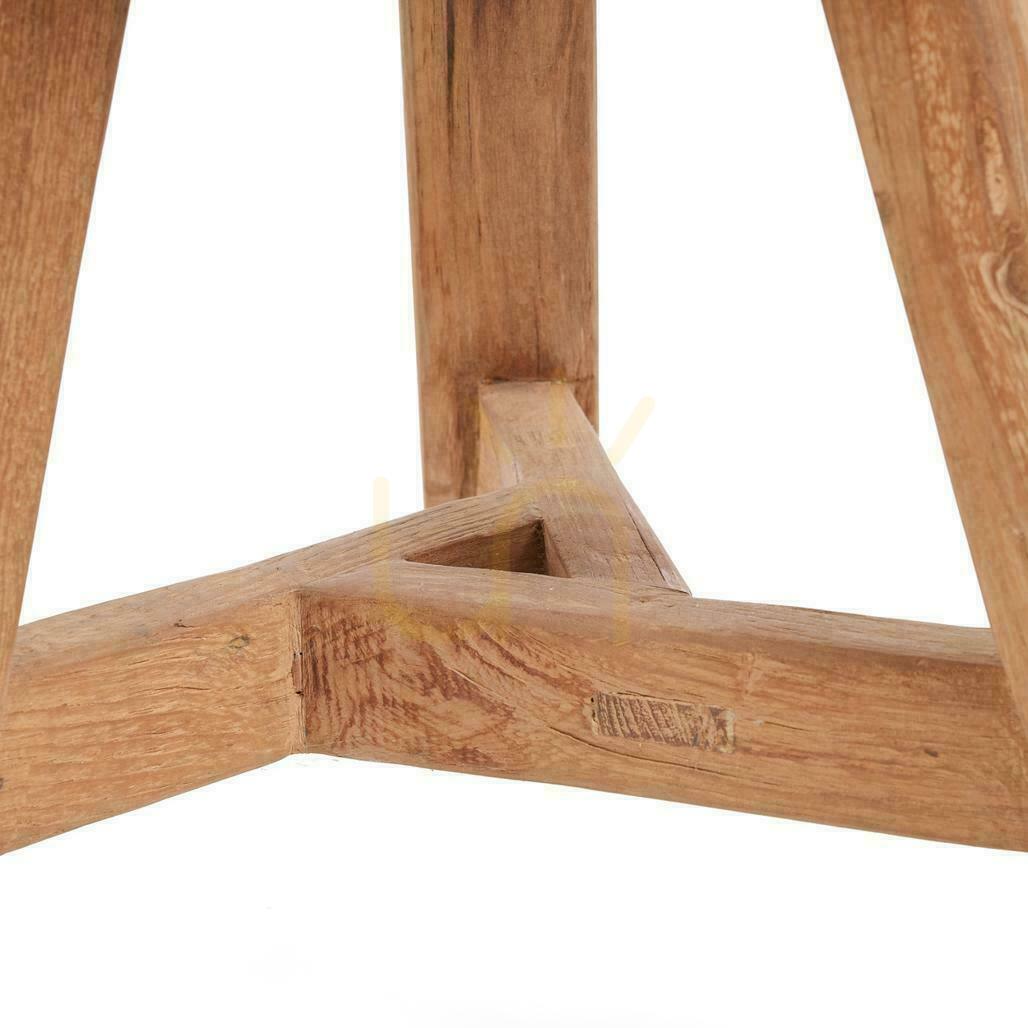 View The Noguchi Stool - Outdoor The Noguchi Stool - Outdoor