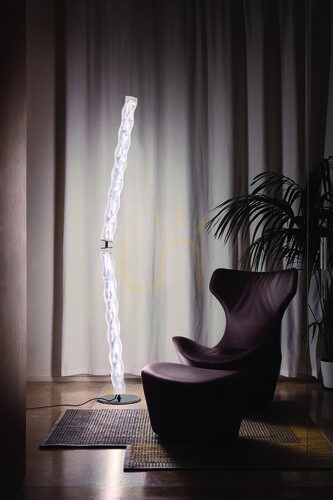 Check Slamp Hugo Floor Prisma Floor Lamp.