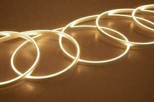 Neon Flex HXS Nano R / 9W / 2700K / warm white / IP54 / 1 m / Bergman small 0