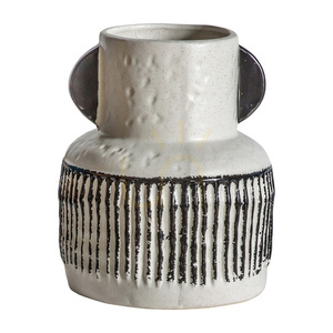Vase Gallery Direct Seki Small Ribbed Stoneware Brown Cream 5059413394003 0 Vase Gallery Direct Seki Small Ribbed Stoneware Brown Cream 5059413394003 small 0