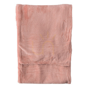 Flannel Fleece Throw Gallery Direct Blush Polyester 140x180cm 5059413411120 1 Flannel Fleece Throw Gallery Direct Blush Polyester 140x180cm 5059413411120 small 1