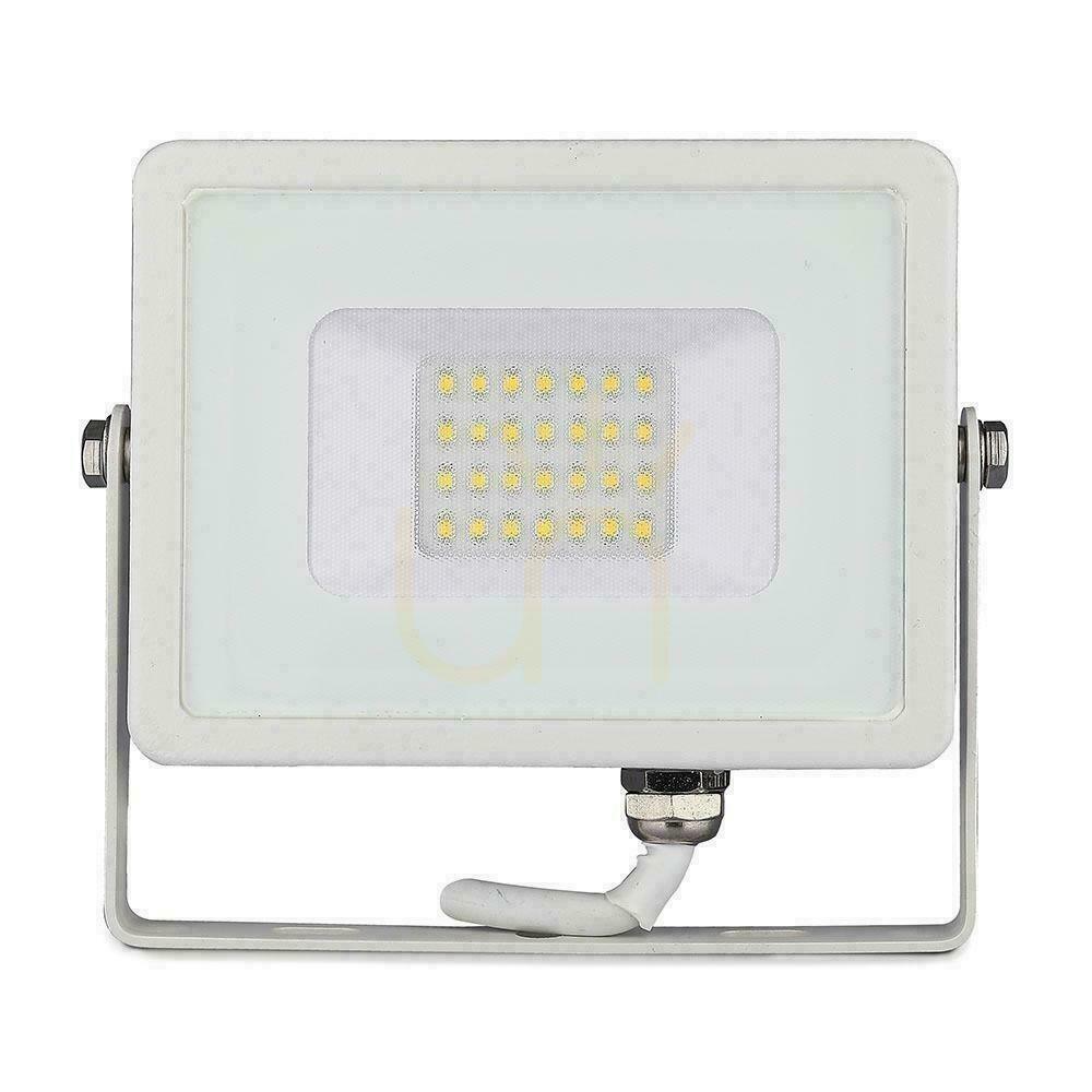View V-TAC 20W SAMSUNG CHIP White VT-20-W 3000K 1510lm LED Projector 5 Years Warranty V-TAC 20W SAMSUNG CHIP White VT-20-W 3000K 1510lm LED Projector 5 Years Warranty