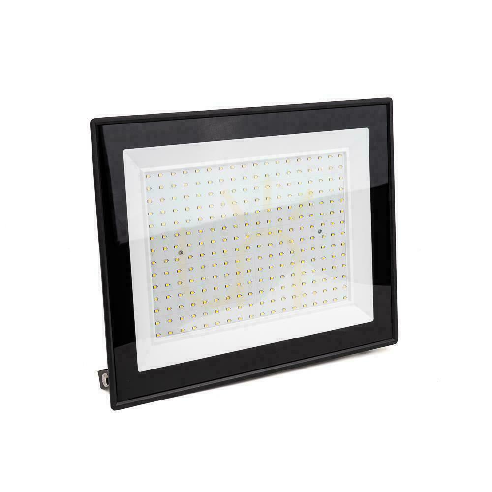 View V-TAC 200W SMD F-CLASS LED Projector Black VT-49204 6500K 17600lm. V-TAC 200W SMD F-CLASS LED Projector Black VT-49204 6500K 17600lm.