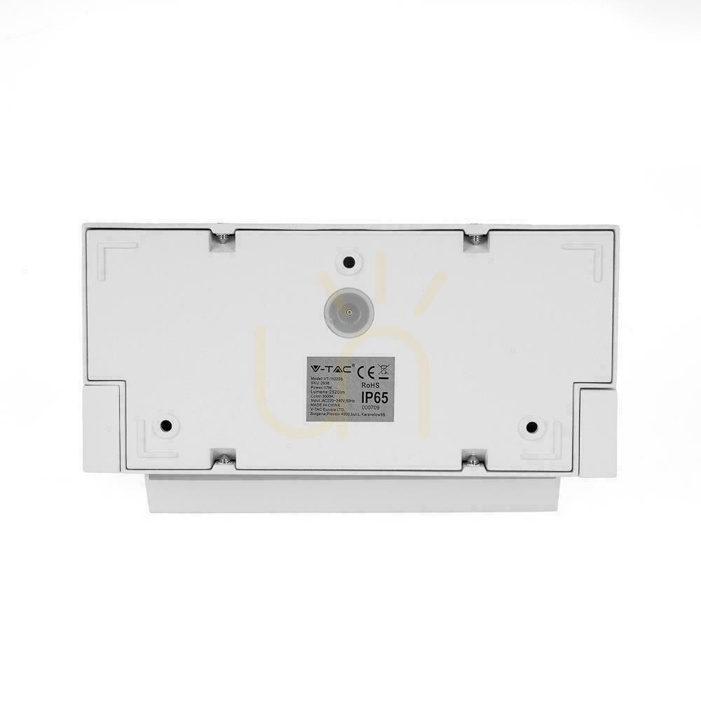 Show V-TAC 17W LED Projector Façade Luminaire Motion Sensor White IP65 VT-11020S 4000K 2520lm. V-TAC 17W LED Projector Façade Luminaire Motion Sensor White IP65 VT-11020S 4000K 2520lm.
