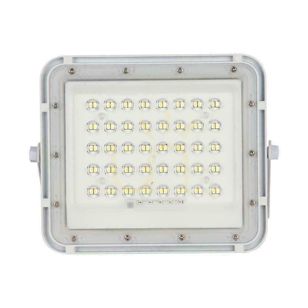 Preview V-TAC 6W Solar LED Projector Remote Control, AUTO, Timer, IP65 White VT-40W-W 4000K 400lm. V-TAC 6W Solar LED Projector Remote Control, AUTO, Timer, IP65 White VT-40W-W 4000K 400lm.