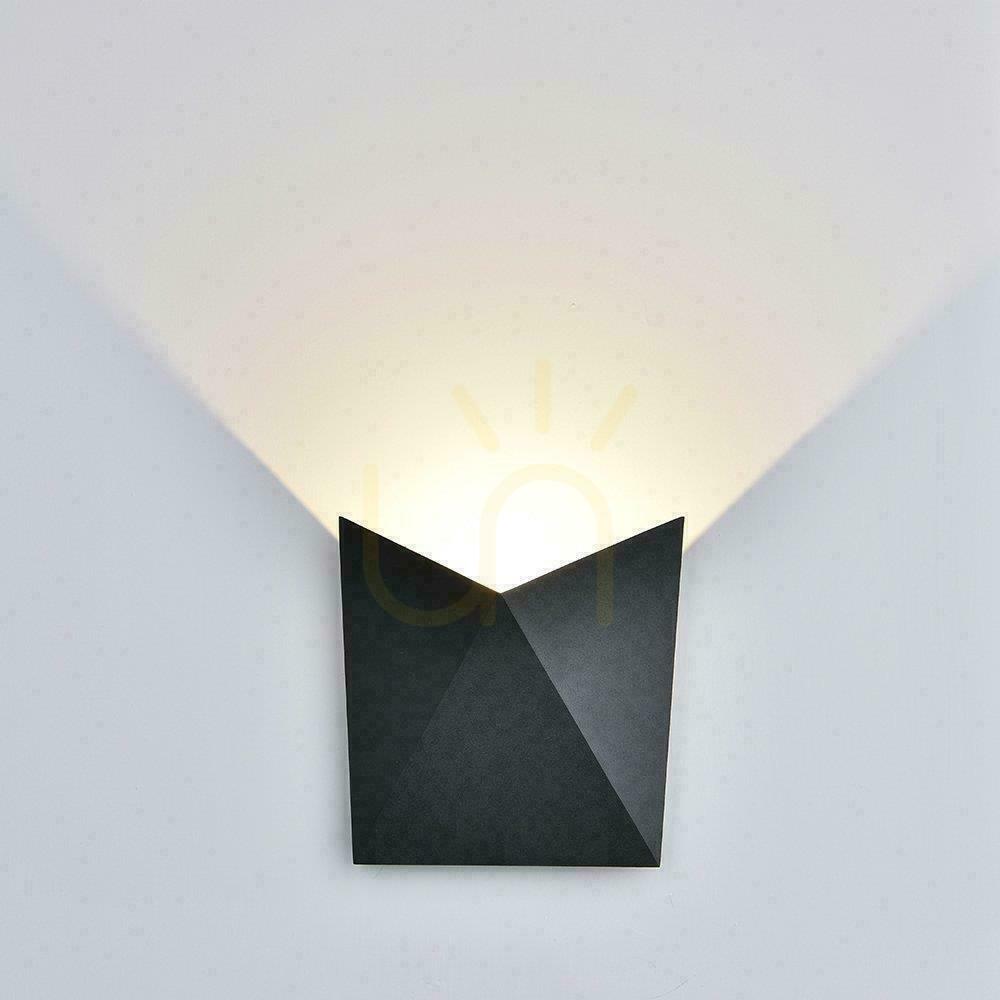 Display Wall lamp V-TAC 5W LED Black IP65 VT-825-N 4000K 645lm. Wall lamp V-TAC 5W LED Black IP65 VT-825-N 4000K 645lm.