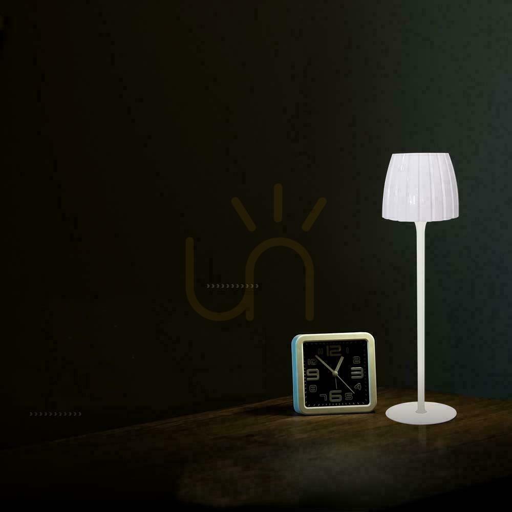 View V-TAC 2.7W LED Nightstand Lamp 34cm USB Charging Dimmable White VT-7967 3000K-6000K 110lm V-TAC 2.7W LED Nightstand Lamp 34cm USB Charging Dimmable White VT-7967 3000K-6000K 110lm