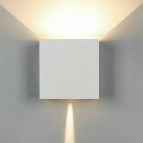 Check DAVOS XL wall-mounted street lamp 7652