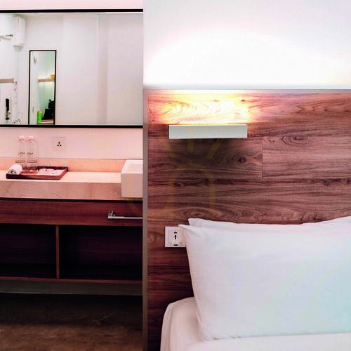 Check HANOK 7775 wall lamp