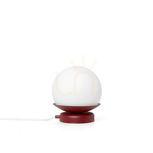Check KUUL ST burgundy table lamp by UMMO