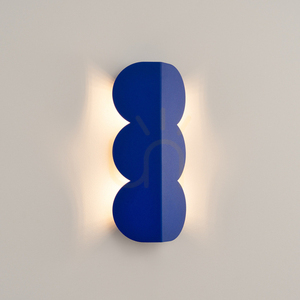 BISCUIT ultramarine wall lamp small 2