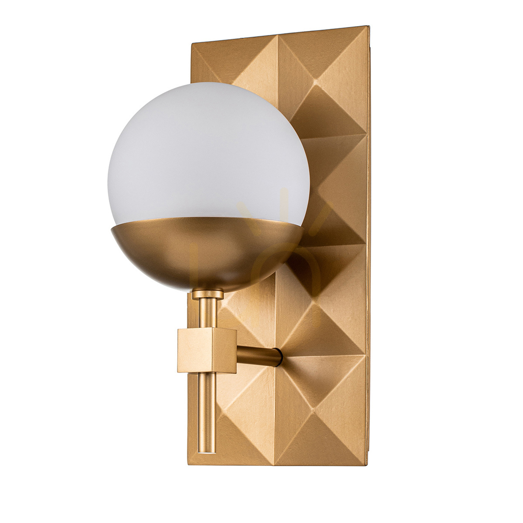 View DECO wall lamp - 1 light source - Lacquered gold QUINTIESSE DECO wall lamp - 1 light source - Lacquered gold QUINTIESSE