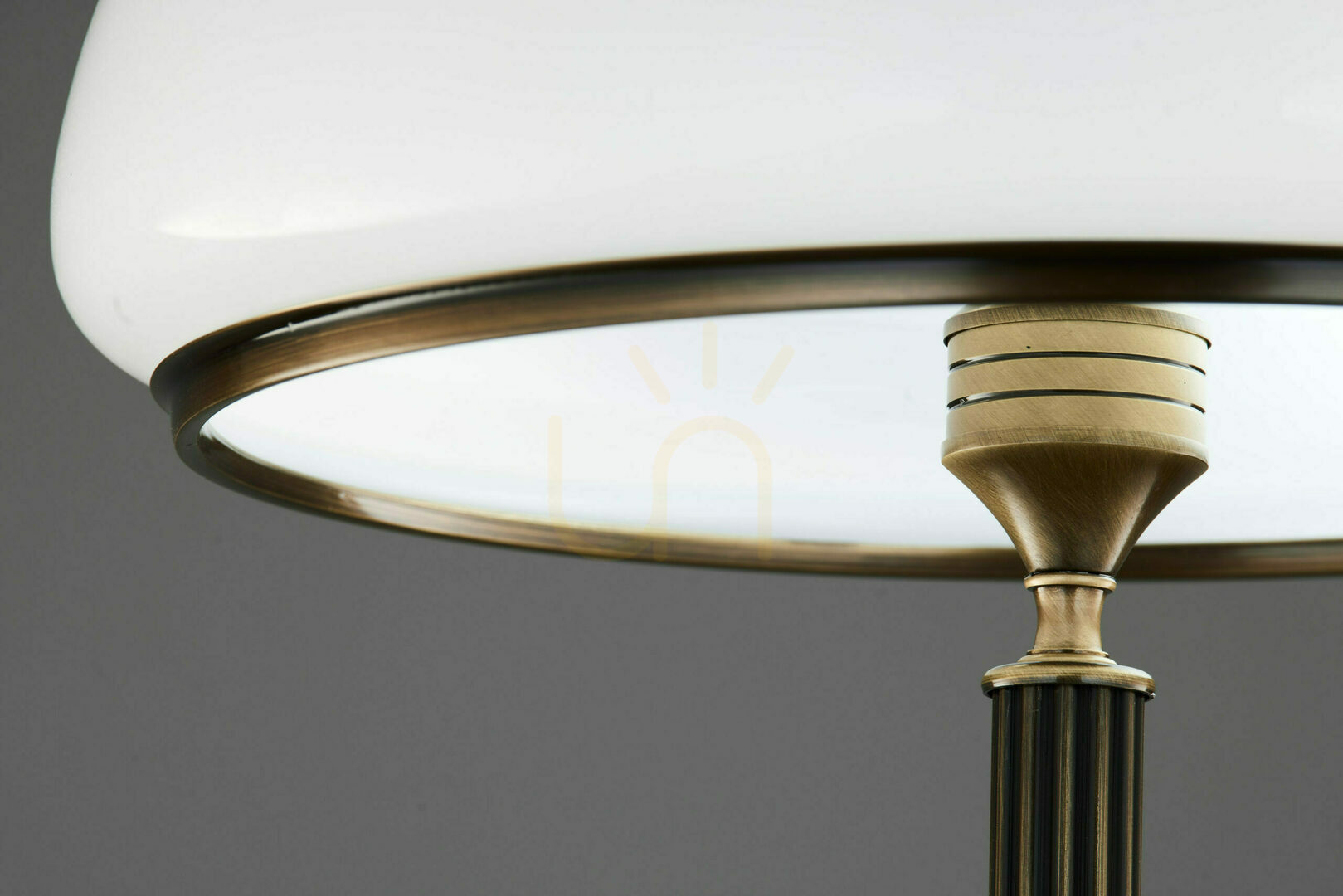 Check ZEUS Floor Lamp Brass 2xE27/15W ZEUS Floor Lamp Brass 2xE27/15W