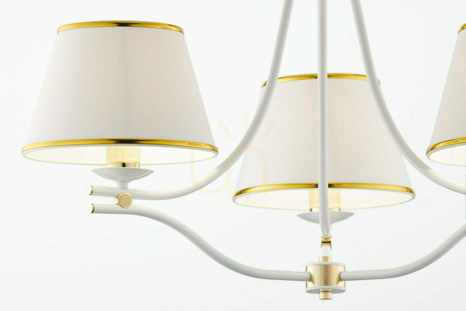 Display SAMBA Chandelier White 3xE27/15W SAMBA Chandelier White 3xE27/15W