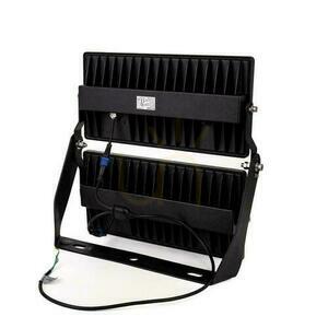 V-TAC VT-48500 CREE LED floodlight 500W 4000K 67500 lm IP65 black small 3