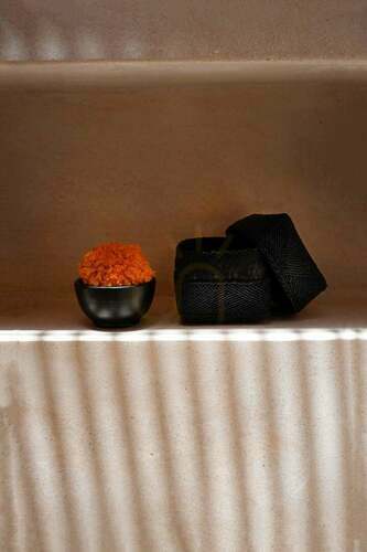 Check Beaded Wicker Basket Black Small