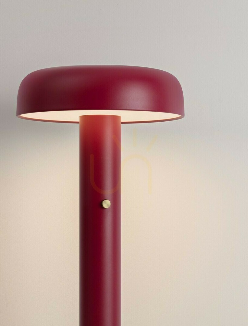 View DORRIA Luces Exclusivas Floor Lamp LE46014 DORRIA Luces Exclusivas Floor Lamp LE46014