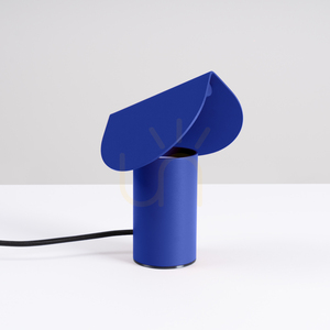 BISCUIT ultramarine LED desk lamp 3000K small 1