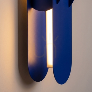 CHAIN 91 ultramarine LED wall lamp 3000K small 3