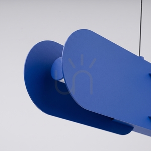 Thoro CHAIN 91 ultramarine LED pendant light 3000K small 4