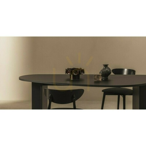 Check ZEV table, 200 cm high, with an irregular tabletop, black with a visible wood grain (Nova Nook)